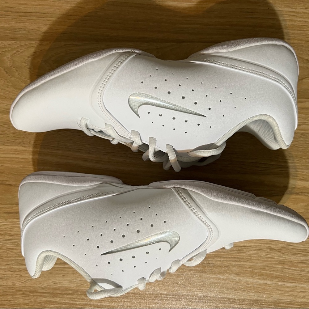 Nike White Sneakers - Picture 3 of 6